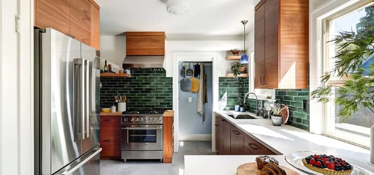 Evergreen Luxe - Extra Image 1