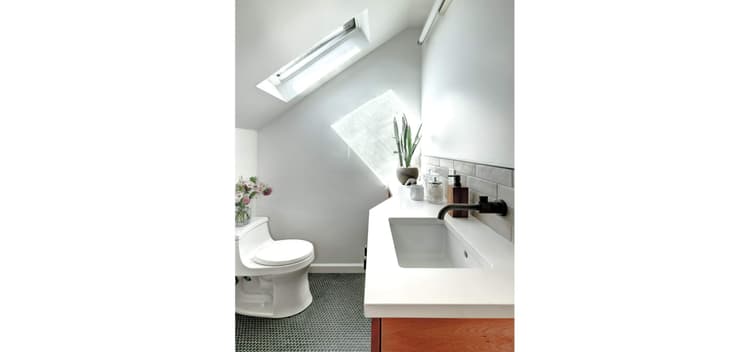 Evergreen Bath - Extra Image 1