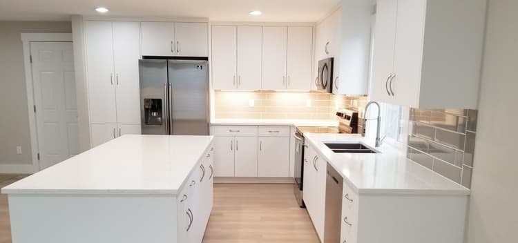 White Home - Extra Image 1