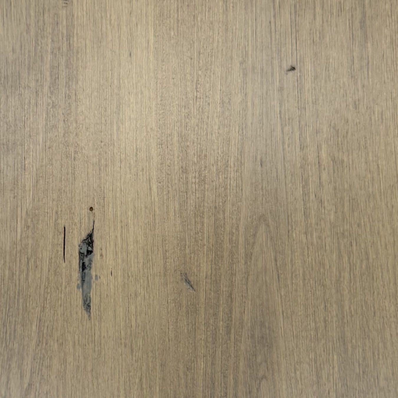 Low Sheen Rubbed Edges